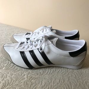 Adidas Sneaker